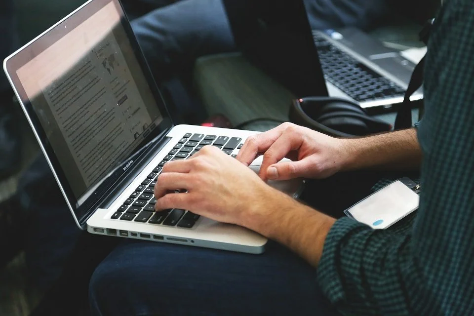 How to Write Engaging Website Copy as a Business Owner